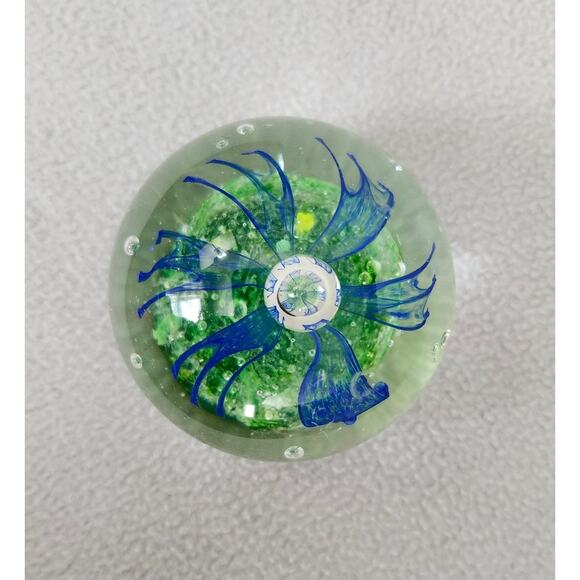 Blue Green Swirl Jellyfish Swirl Paper Weight Round Bubble - Picture 3 of 8